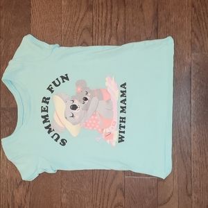 Childrens Place Size 5T Shirt